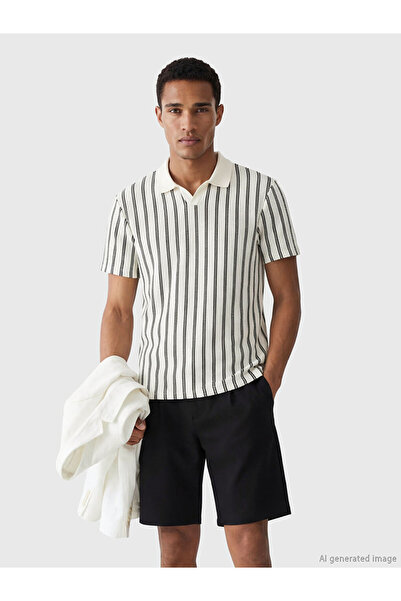 LC Waikiki Tricou cu dungi pentru bărbați, cu guler tip Roba, cu dungi, din c...