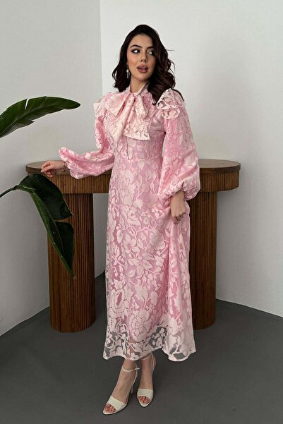 Lady Pixie Rochie cu detaliu eșarfă la guler