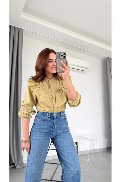pelin yıldız butik Katarina Çizgili Fırfırlı Gömlek
