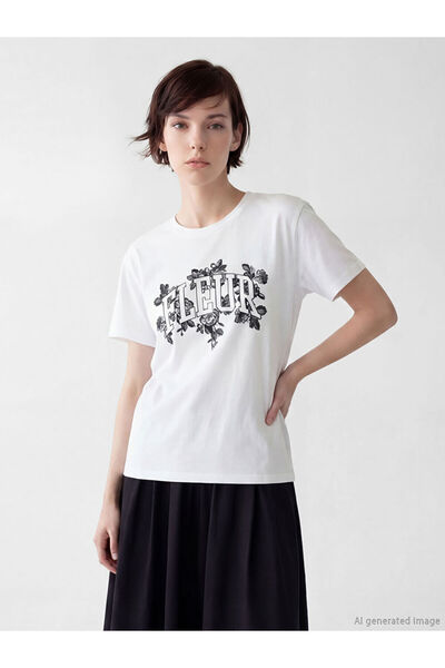 LC Waikiki Γυναικείο μπλουζάκι με λευκό λαιμόκοψη