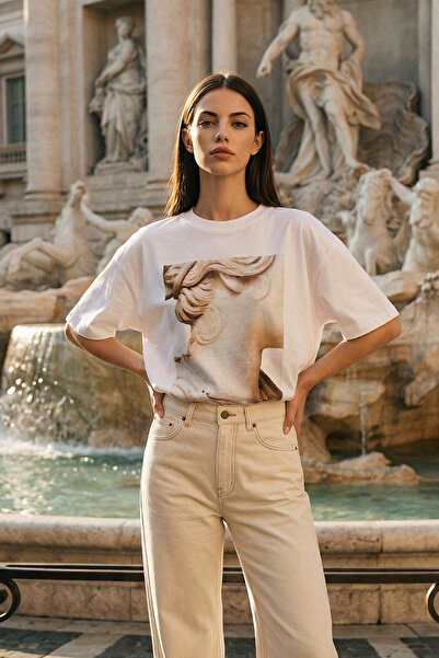 Amia&Co. Εκρού Oversize Crew Neck Γυναικείο T-Shirt με στάμπα αντίκας αγάλματ...