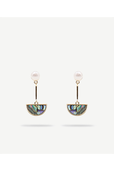 Yargıcı Renkli Kabuk Detaylı Minimal Küpe