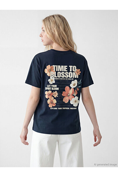 LC Waikiki Γυναικείο μπλουζάκι XSIDEL σε σκούρο μπλε με στάμπα και λαιμόκοψη ...