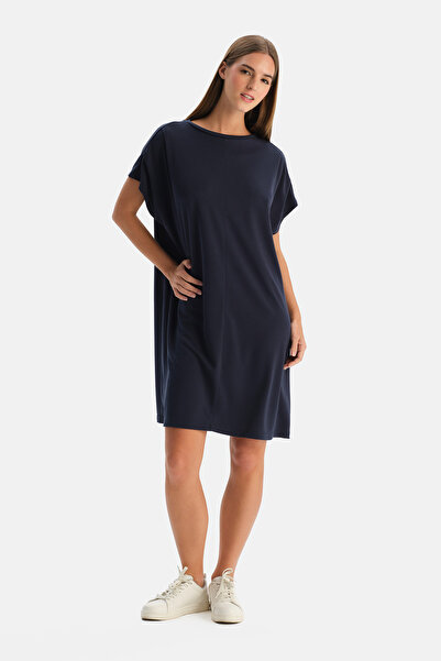 Dagi ΦΟΡΕΜΑ ΜΟΝΤΑΛ ΜΕ ΚΟΝΤΑ ΜΑΝΙΚΙΑ ΚΑΙ ΑΝΟΙΧΤΟ ΏΜΟ