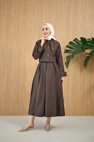 LOCCO Γυναικείο Κοστούμι Τζιν με Λεπτομέρεια Κάπας και Χρυσά Κουμπιά, Καφέ