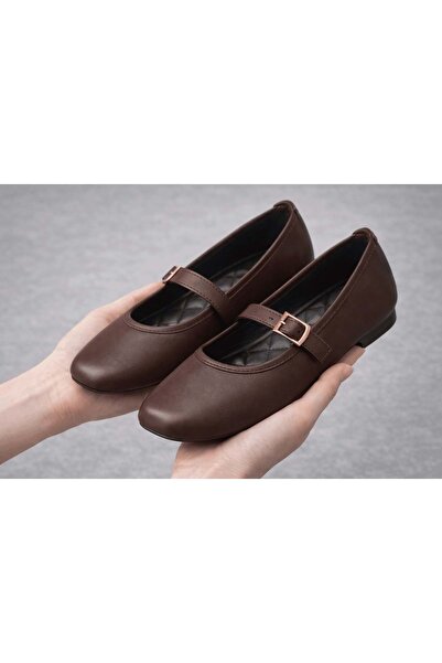 AYAKCİTY حذاء نسائي مسطح بحزام خفيف الوزن ومريح وأنيق للعمل والمكتب