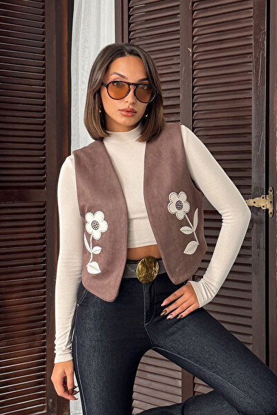 VERYMODA Appliqued Scuba Suede Vest |   F2025