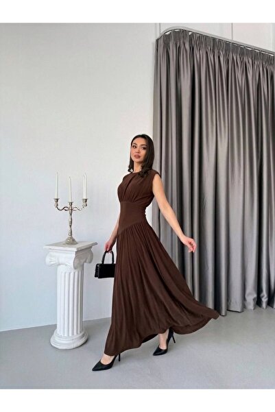 LOKADI فستان سهرة طويل مبطن باللون الأسود للنساء مع تفاصيل مزركشة - فستان ماك...