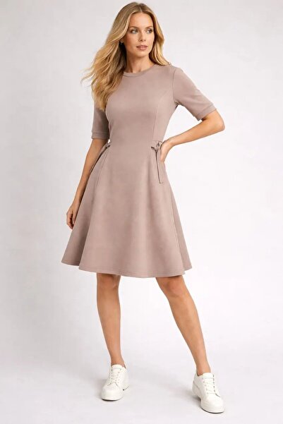 Cool & Sexy Women's Waist Buckle Detail Modal Fabric Mid-Length Dress Beige