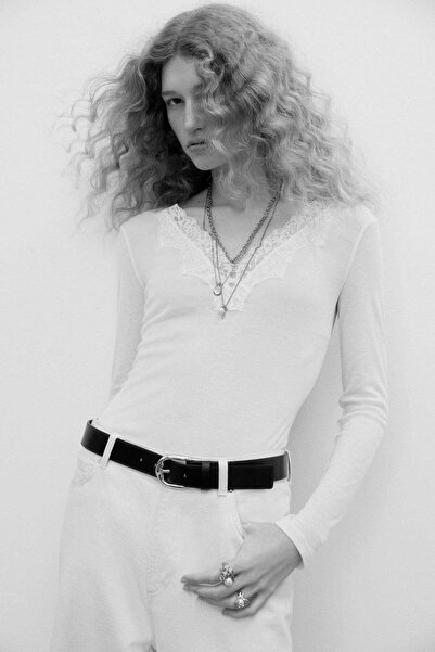 H&M Lace-trimmed top