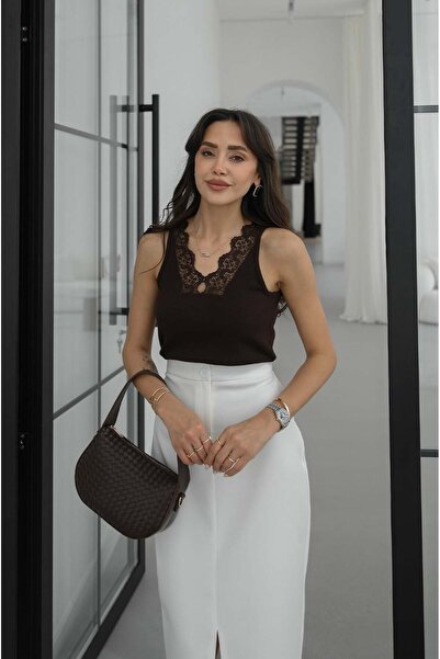 Havoş Brown V Lace Collar Ribbed Undershirt