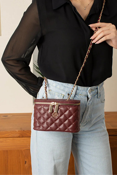 Ebitte Woman Bags Τσάντα ώμου με κεντημένη και πλεκτή αλυσίδα