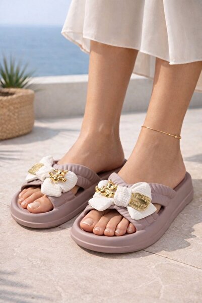 Slipcat شبشب نسائي للشاطئ مزين بفيونكة ودب - نعل خفيف الوزن ومضاد للانزلاق، ش...