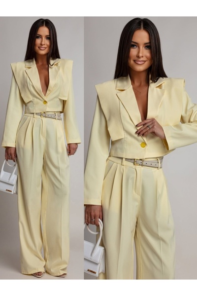 ADAMODA.RO Suit with flared trousers and short jacket