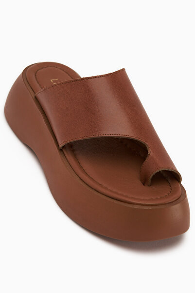 Limoya Carol Genuine Leather Tan Flip-Flops Women's Slippers