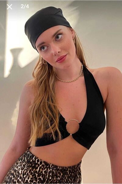 Crazy shee Ring Detailed Low-cut Women's Black Crop Blouse Elite