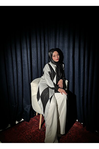 Neva Wear البقلاوة منقوشة سترة طويلة محبوكة