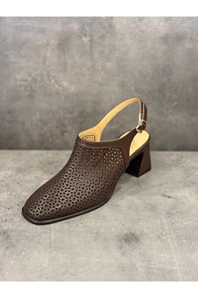 NISH ΧΕΙΡΟΠΟΙΗΤΑ ΣΑΝΔΑΛΙΑ ΜΕ ΤΑΚΟΥΝΙ ΑΠΟ ΓΝΗΣΙΟ ΔΕΡΜΑ (ύψος τακουνιού 6 εκ.)