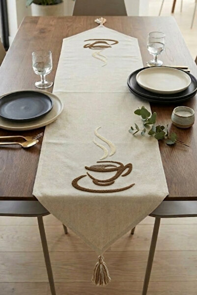 Onaltı Tekstil Punch Hexagonal Table Runner with Tassels