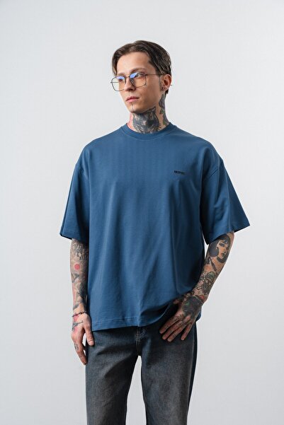 Respire Tricou oversize pentru bărbați cu detaliu text, bleumarin