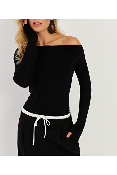 NEW JOURNAL Women's Black Boat Neck Blouse App1254