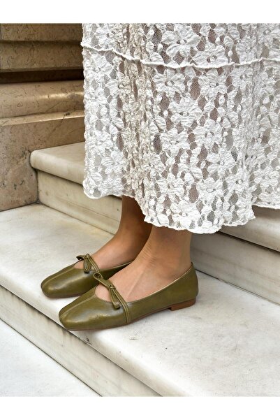 azza shoes ARİES BİYELİ FİYONK DETAYLI KARE KALIP ÖNDEN DİKİŞLİ ZARİF VE RAHA...