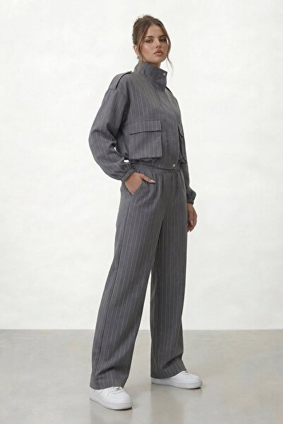VAGGON High Collar Striped Pocketed Jacket and Wide-Legged Pants Set