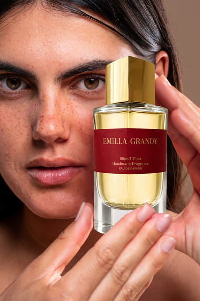 EMILLA GRANDY Marly 50 ml Unisex Parfüm | Odunsu, Vanilyalı, Amberli Notalar
