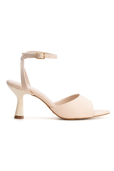 Satenora Nira Pointed Toe Heeled Shoes