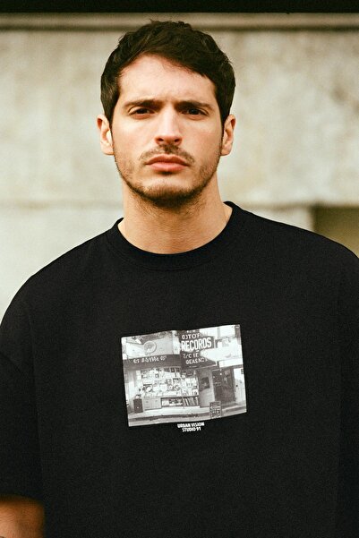 Pull & Bear Urban Vision grafikli t-shirt