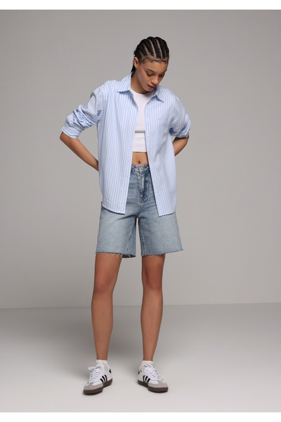 Colin's Жіночі джинсові шорти прямого крою з високою талією, світло-індиго ко...