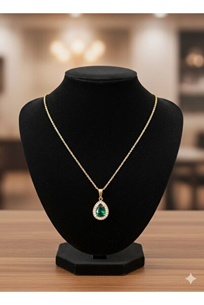 Bella Kadın yuvarlak zümrüt taşlı paslanmaz çelik kolye