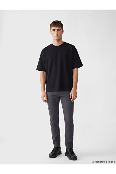 LC Waikiki Nevavm Oval Collar Combed Cotton Men's T-Shirt with a Difference