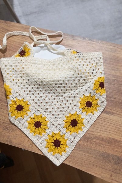 EMKSHOP Soft Blossom Patterned Knitted Bandana