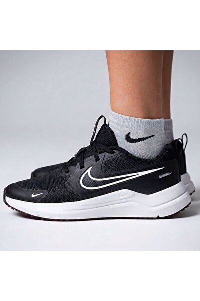 Nike Sneakers cosmic runner youth sneakers