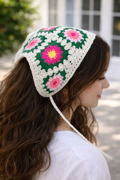 EMKSHOP Soft Blossom Patterned Knitted Bandana