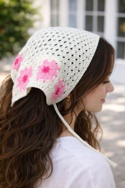 EMKSHOP Soft Blossom Patterned Knitted Bandana