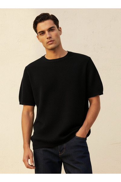 Iconic Men Regular Fit Crew Neck Short Sleeves Popcorn Textured T-shirt