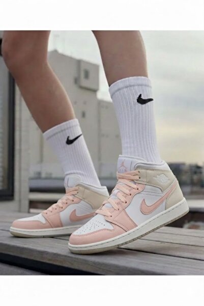 Nike Air Jordan 1 Mid Se'Flamingo' Gs Basketball Shoes (Sporti̇ks) Fits Small...