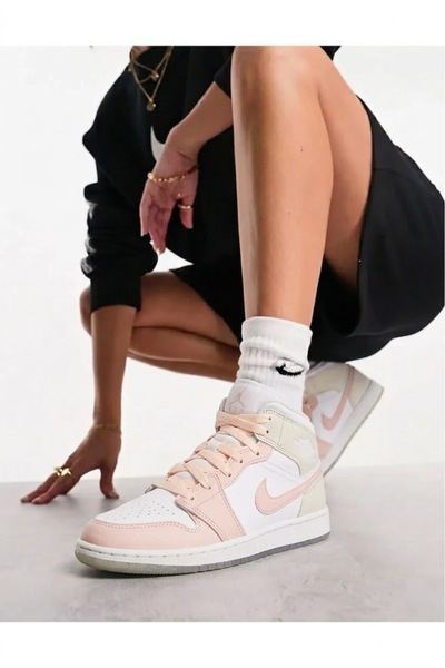 Nike Air Jordan 1 Mid 👟 - Şıklık ve Konfor Bir Arada - Sayfa 4