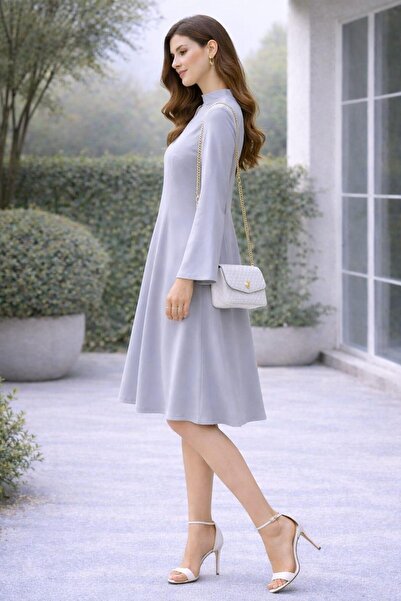 ALEXANDERGARDI Φόρεμα με λαιμόκοψη V, ισπανικό μανίκι και λεπτομέρεια με σχισ...