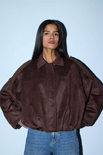 DeFacto معطف نسائي بني من جلد الغزال مقاوم للماء بقصة عادية G0769AX/BN530