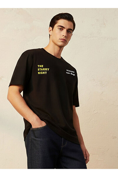 SP Characters Men Crew Neck Short Sleeve Vincent Van Gogh Print T-shirt