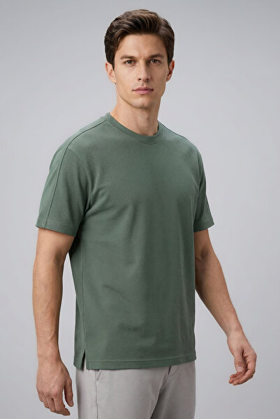 TOMMY LIFE Ανοιχτό πράσινο άνετο ανδρικό μπλουζάκι με ελαστική και αναπνεύσιμ...