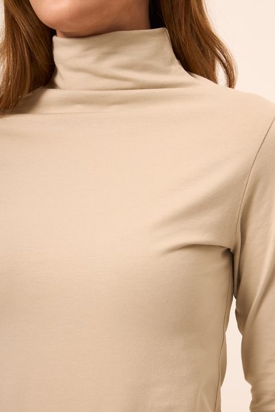 Zoor Ultra Soft Combed Modal High Collar Blouse