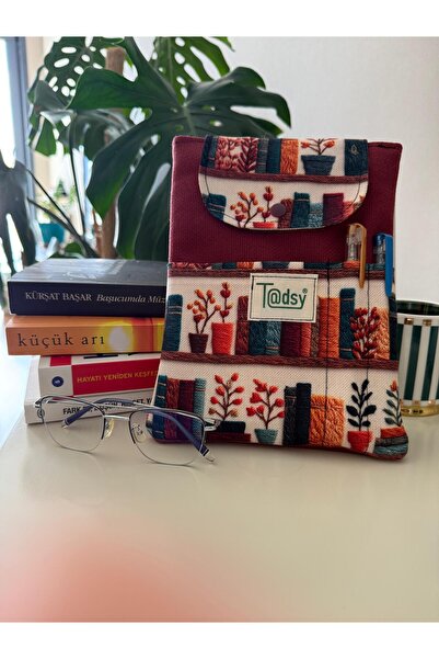 Tadsy Kitaplık desenli Kitap Kılıfı Şık ve Kitap Koruyucu Kılıf Cepli Çok Ama...