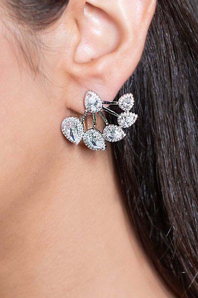 LABELRM Celeste Diamond Fan Earrings – White Gold