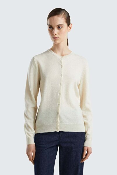United Colors of Benetton Cream Crew Neck 100% Merino Cardigan Model Code: 12...