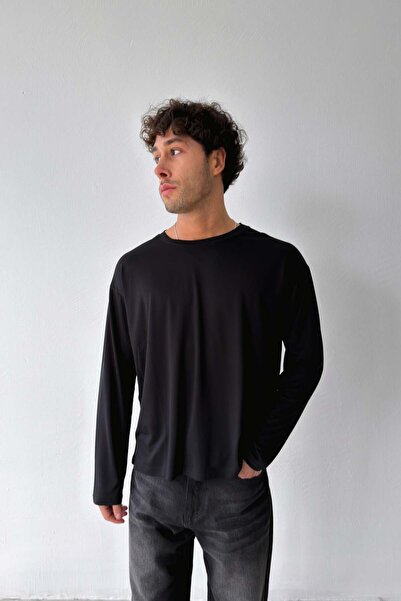 Flaw Wear Basic Long Sleeve T-Shirt