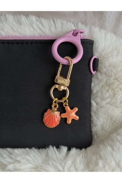 WhimsyWhite Minimal Gold Keychain with Starfish and Oyster Figures - Keychain...